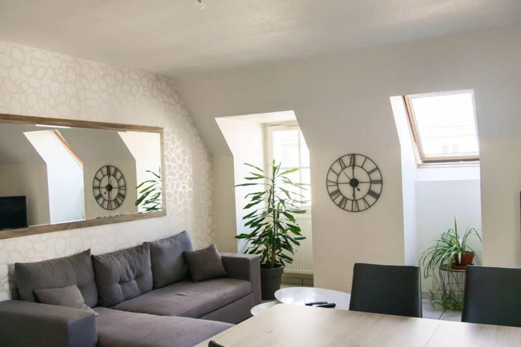 Le Cyrius Apartment Chalon-sur-Saone Exterior photo
